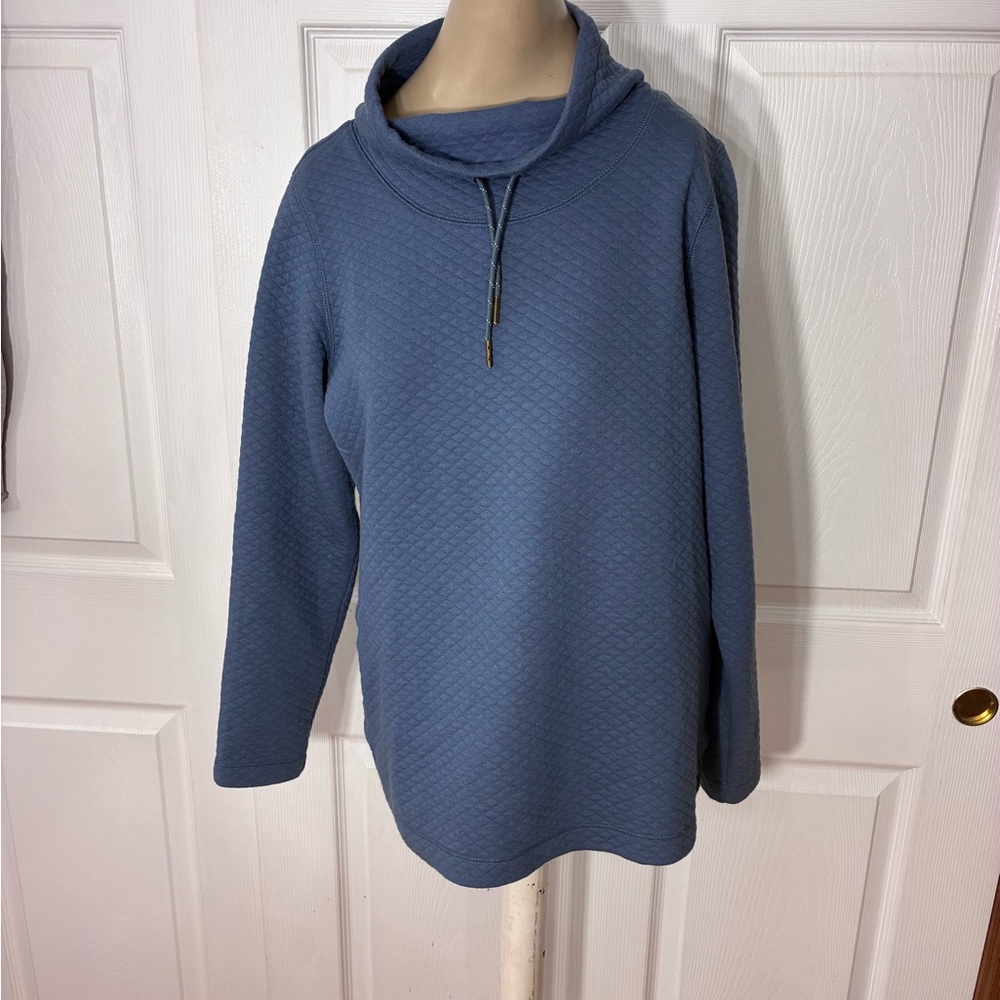 L.L. Bean blue Quilted Pullover